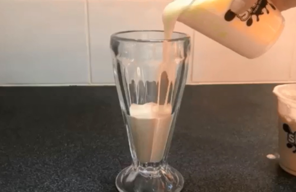 How to make a layered milkshake